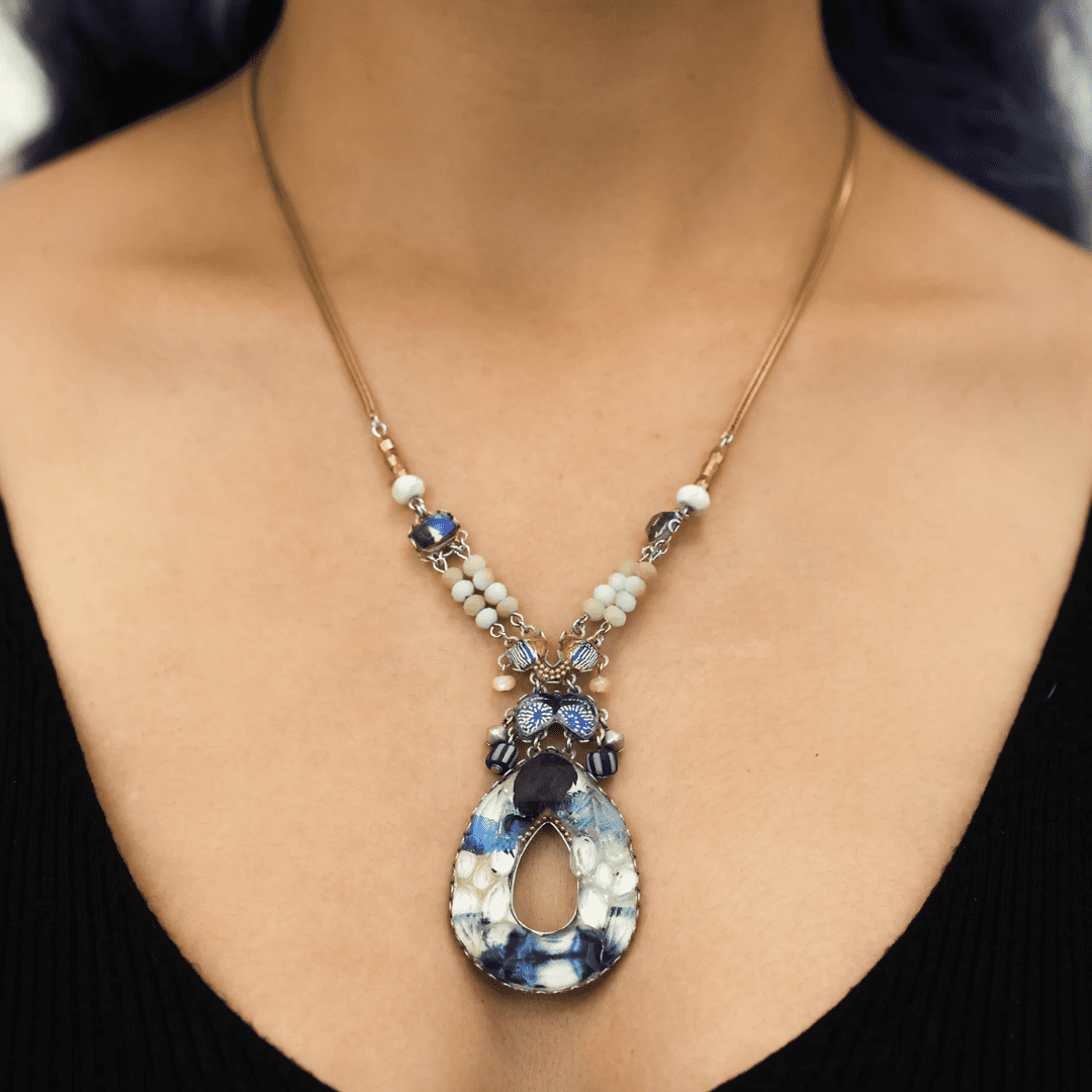 Collana Eira